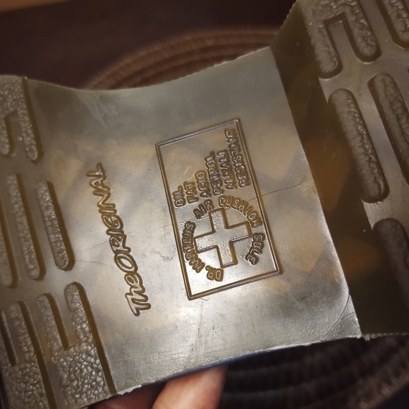 Dr Martens Brogue Wingtip Lace Up Women's Shoes Leather Cherry Maroon Size 8 - Picture 6 of 7